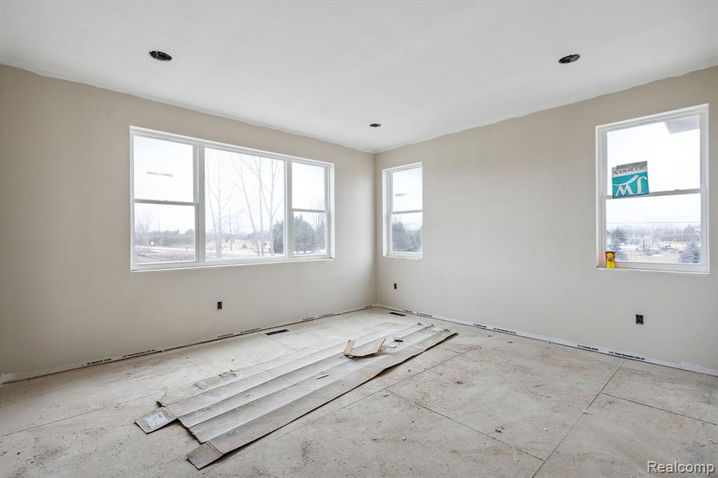27050 25 Mile Road Property Photo 10