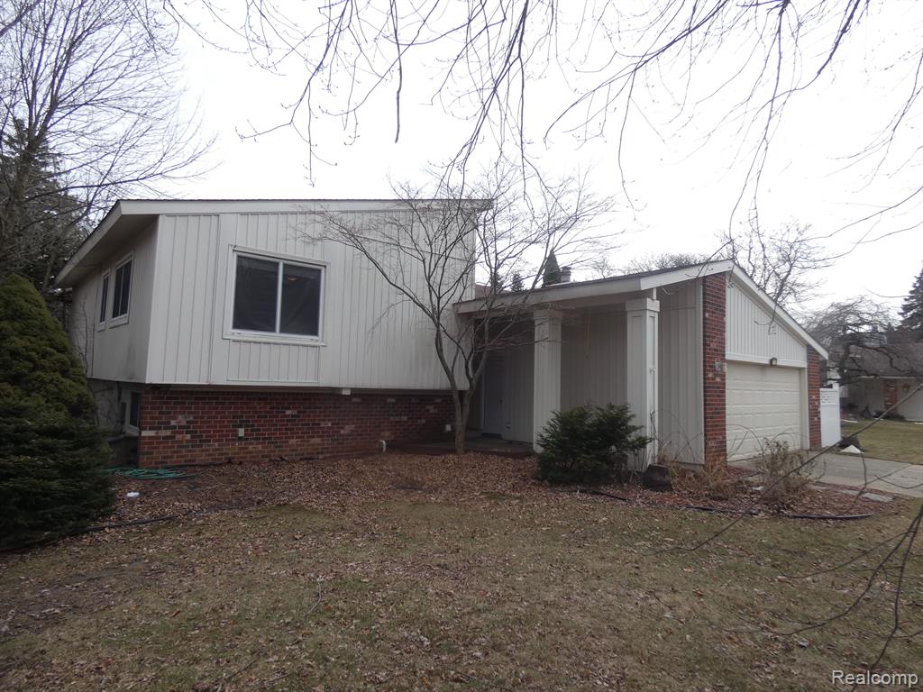 5809 Perrytown Drive Property Photo 1