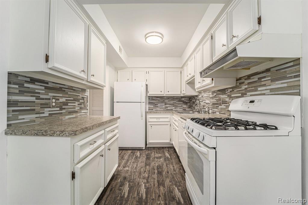54777 Shelby Road Property Photo 7