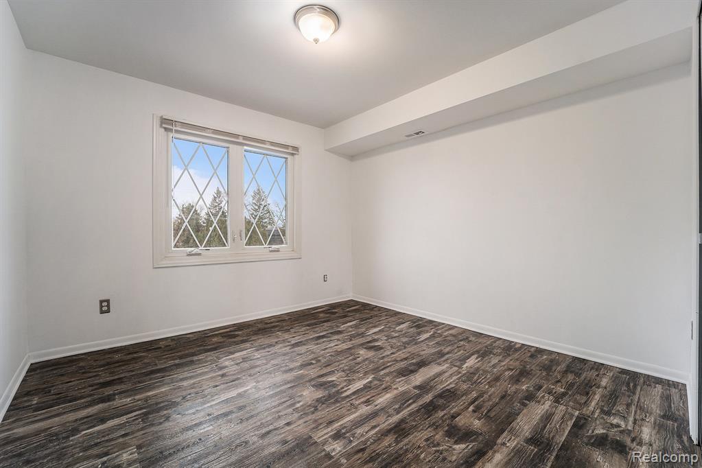 54777 Shelby Road Property Photo 12