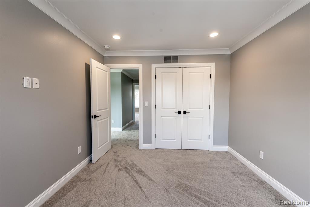 1929 Brookwood Avenue Property Photo 17