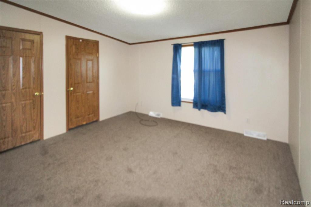 7063 Sargent Street Property Photo 10