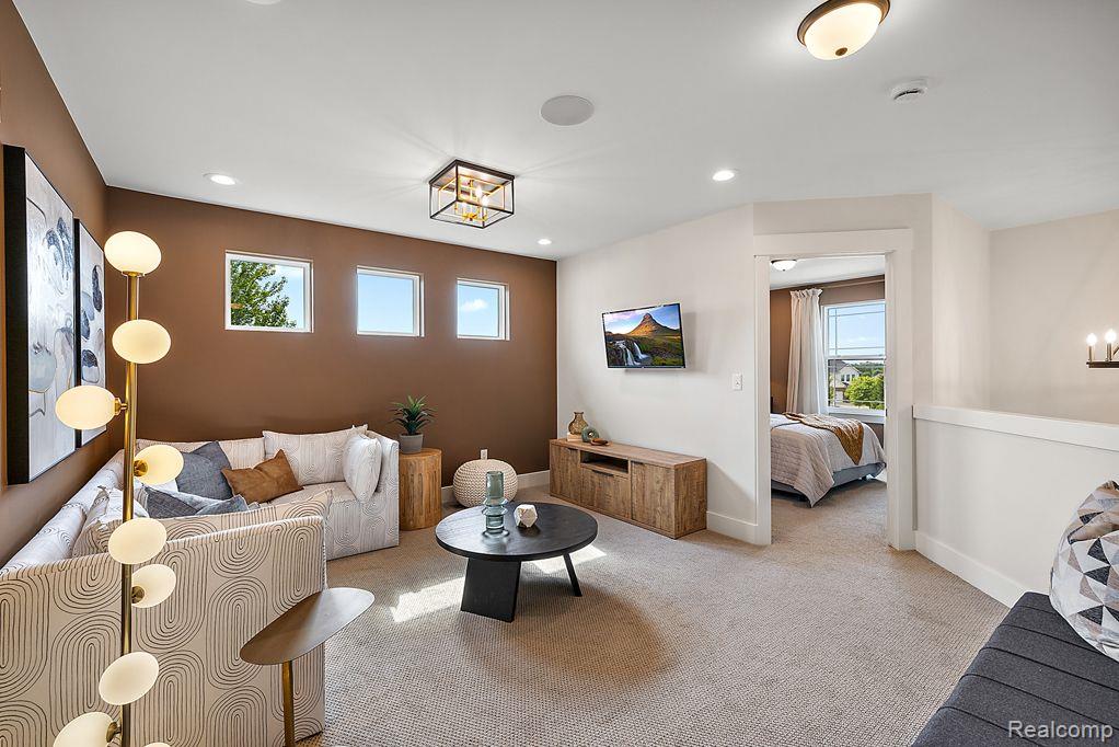 446 6th Street Property Photo 6