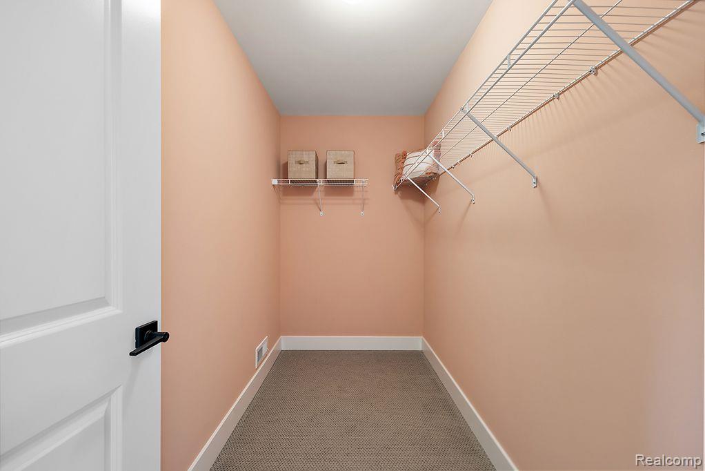 446 6th Street Property Photo 12