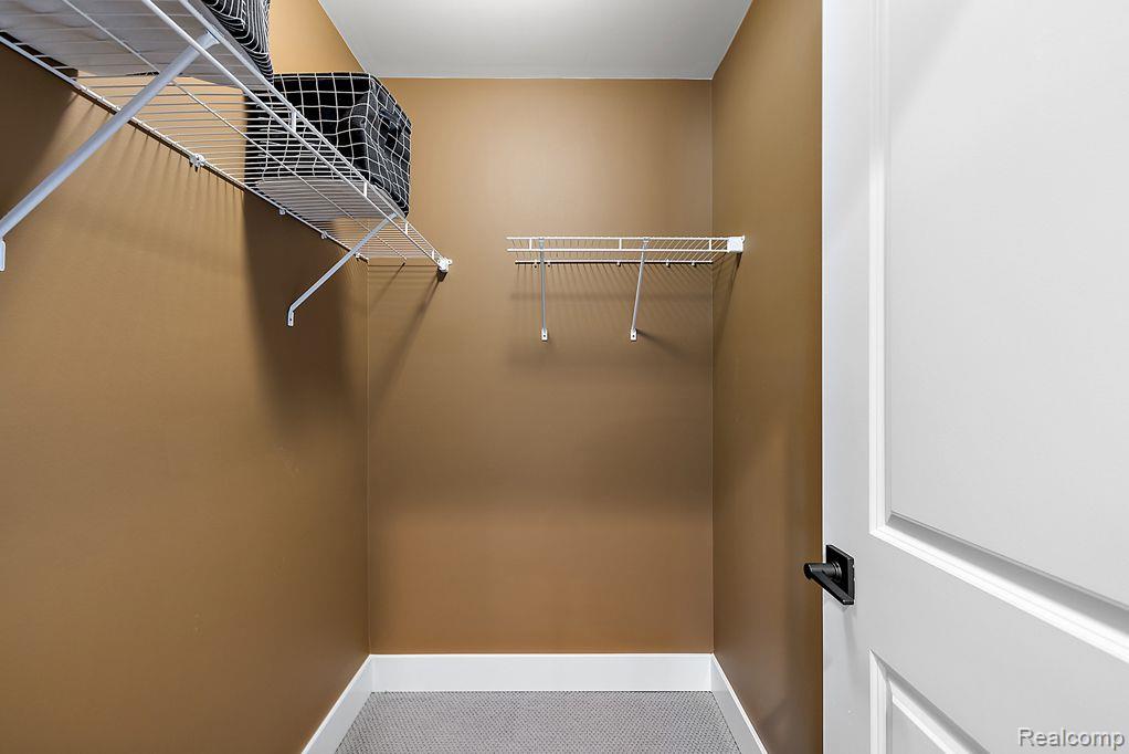 446 6th Street Property Photo 14