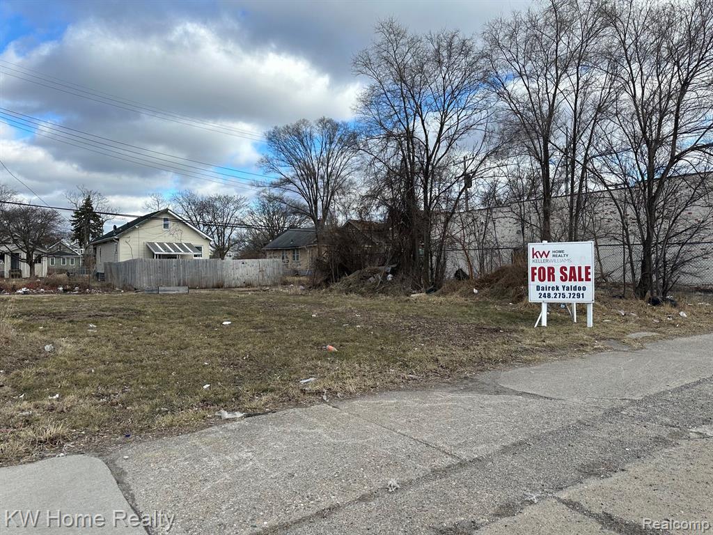 15738 LIVERNOIS Avenue Property Photo 1