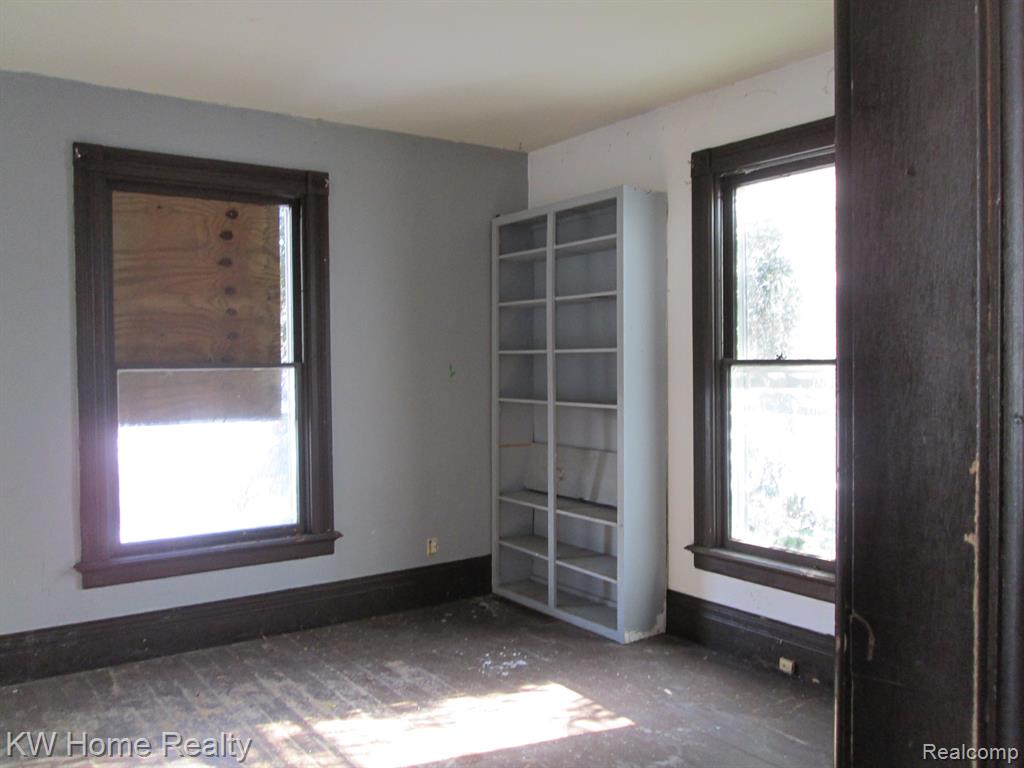 1323 Mackinaw Street Property Photo 2