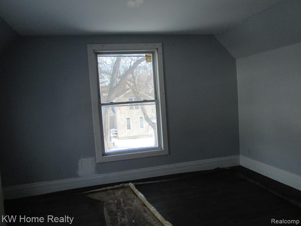 1323 Mackinaw Street Property Photo 7