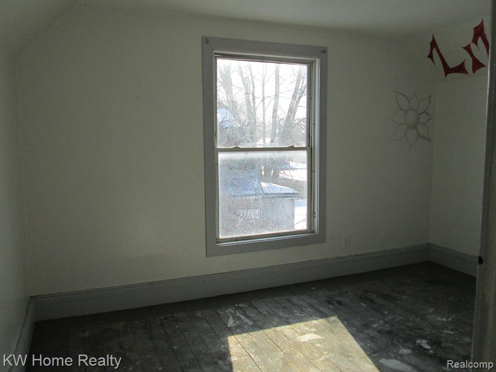 1323 Mackinaw Street Property Photo 12