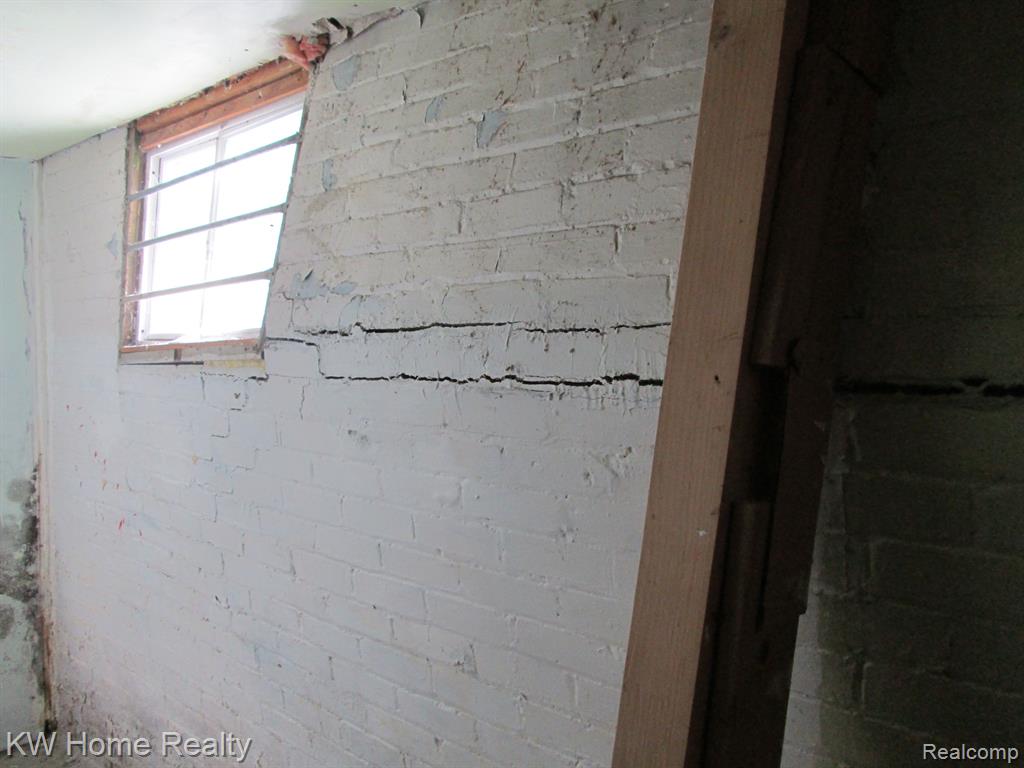 1323 Mackinaw Street Property Photo 15