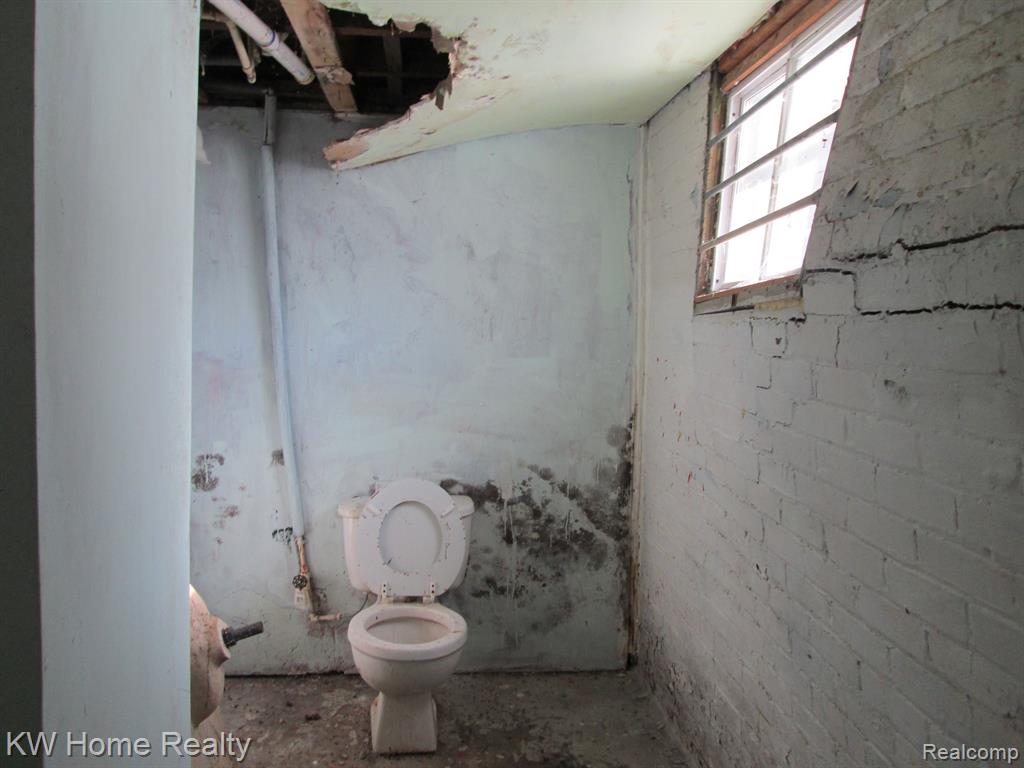 1323 Mackinaw Street Property Photo 16
