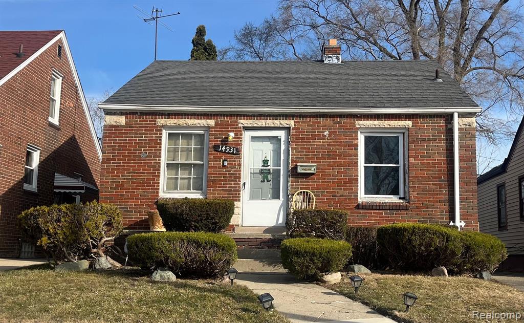 14931 FLANDERS Street Property Photo 1