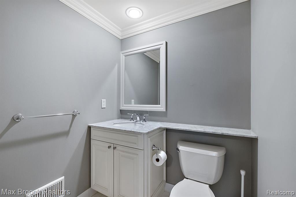 620 Lakeside Drive Property Photo 38