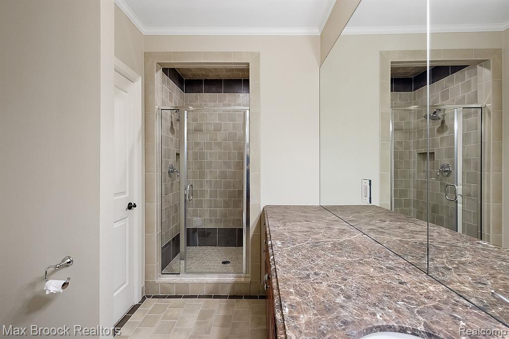 620 Lakeside Drive Property Photo 49