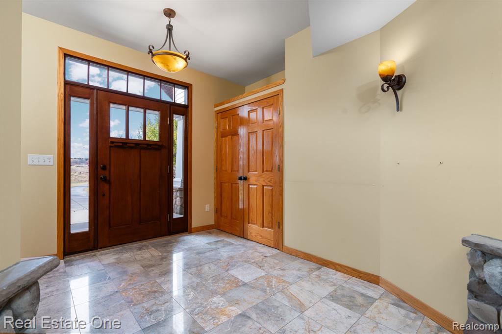 60376110 Property Photo 13