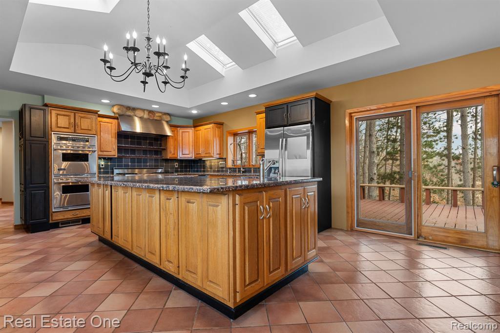 60376110 Property Photo 19