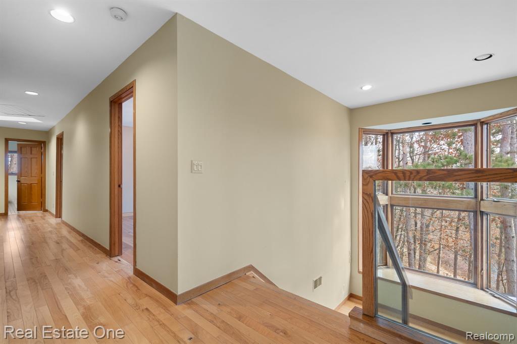 60376110 Property Photo 31