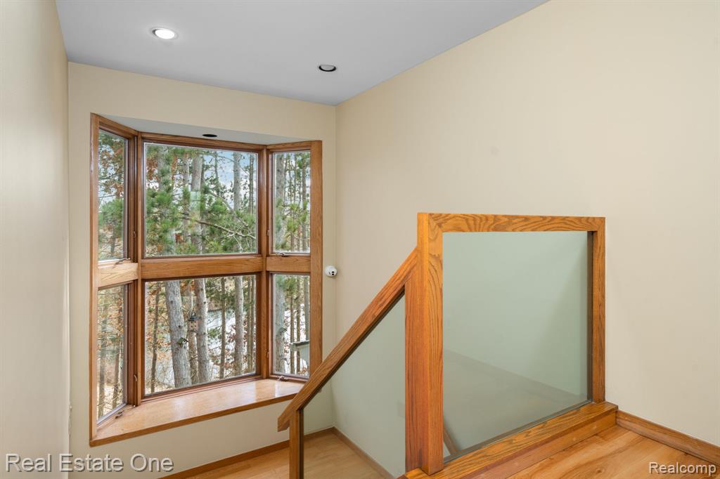 60376110 Property Photo 34