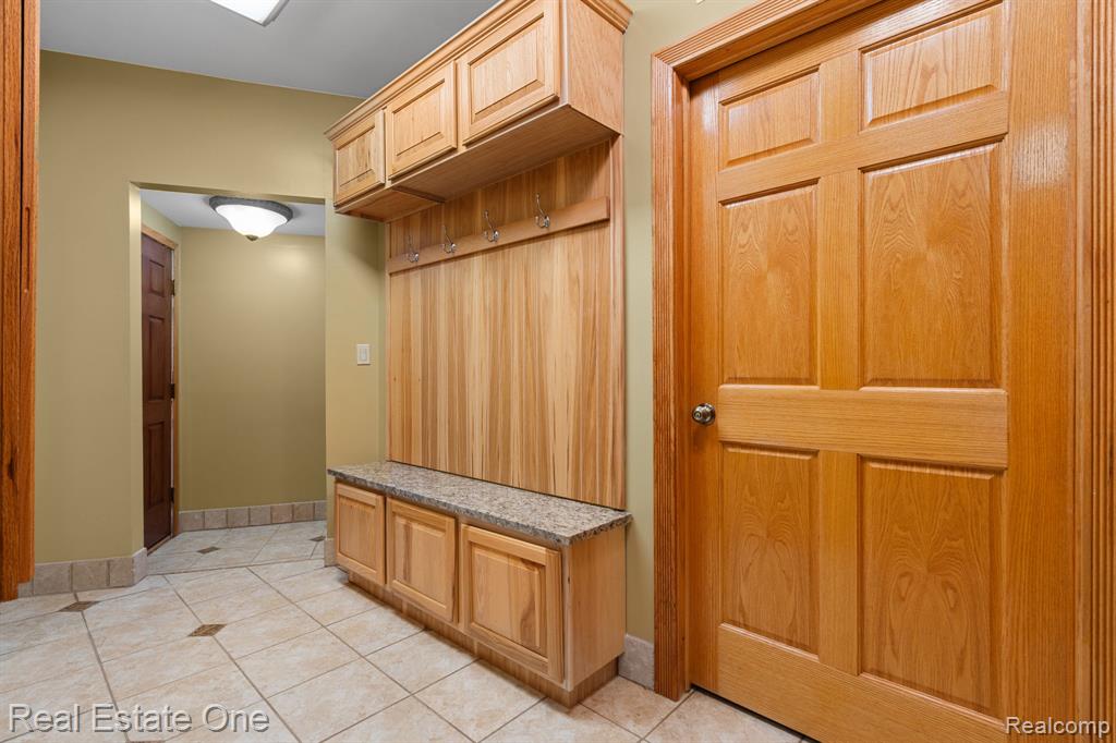60376110 Property Photo 55