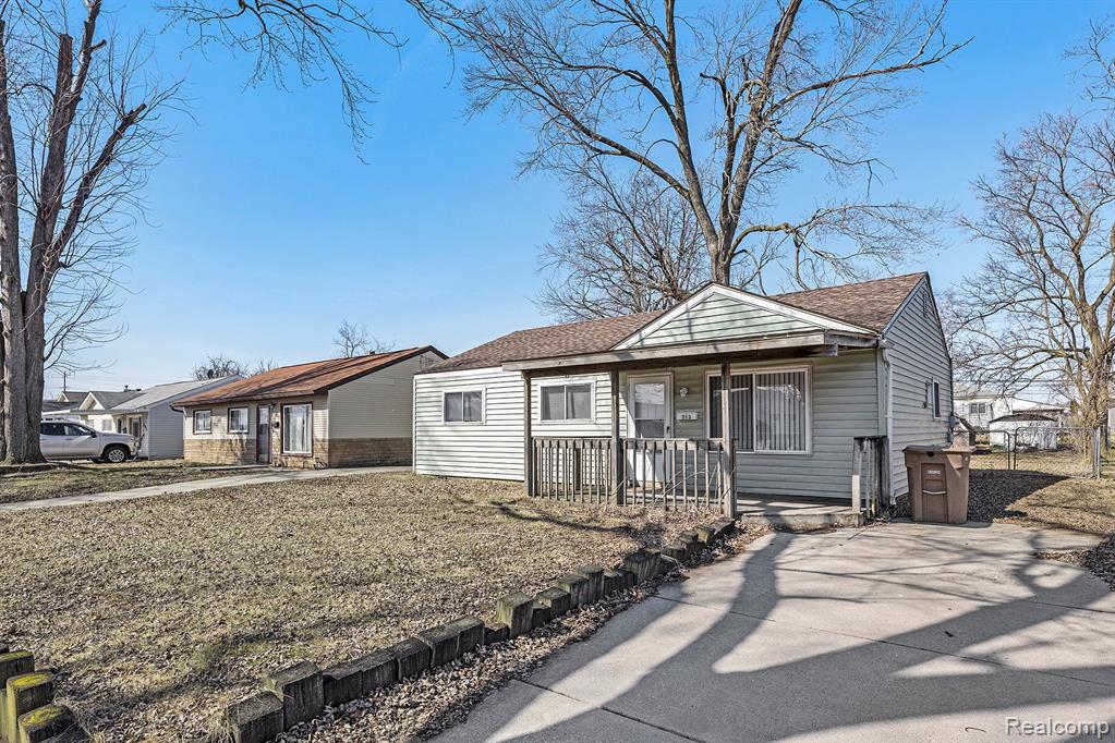 313 3rd Avenue Property Photo 2