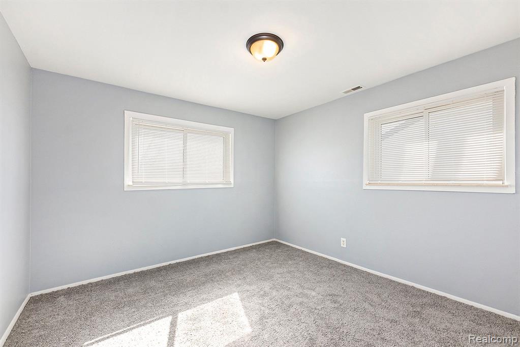313 3rd Avenue Property Photo 8