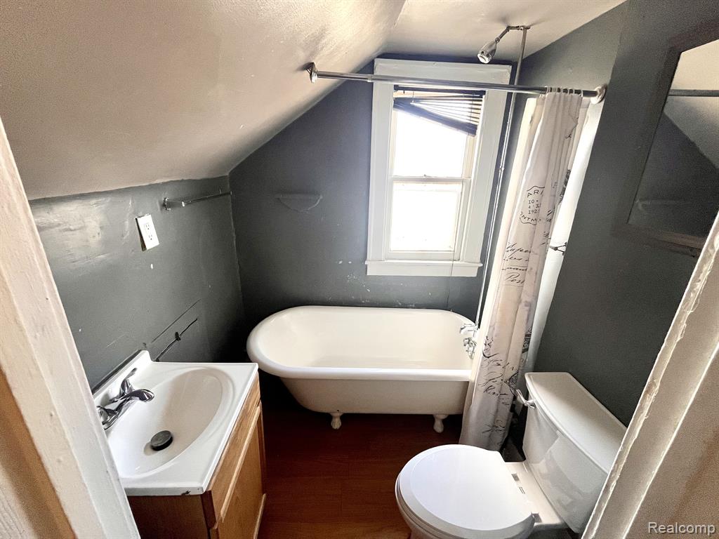 7544 Theut Avenue Property Photo 14