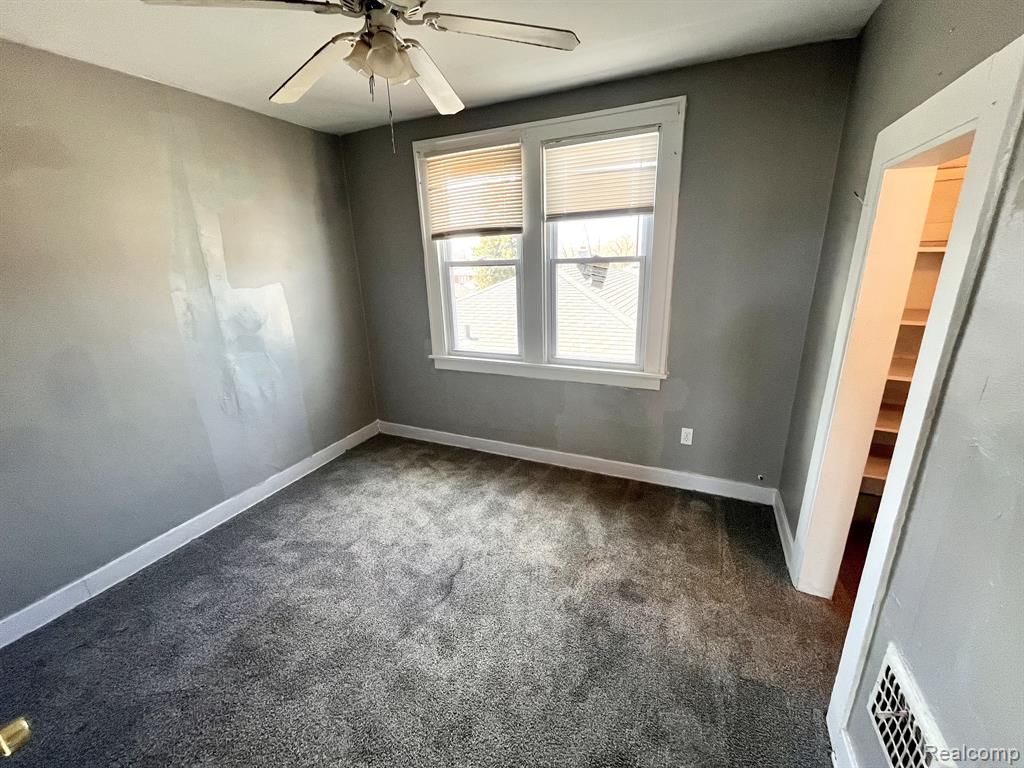 7544 Theut Avenue Property Photo 15