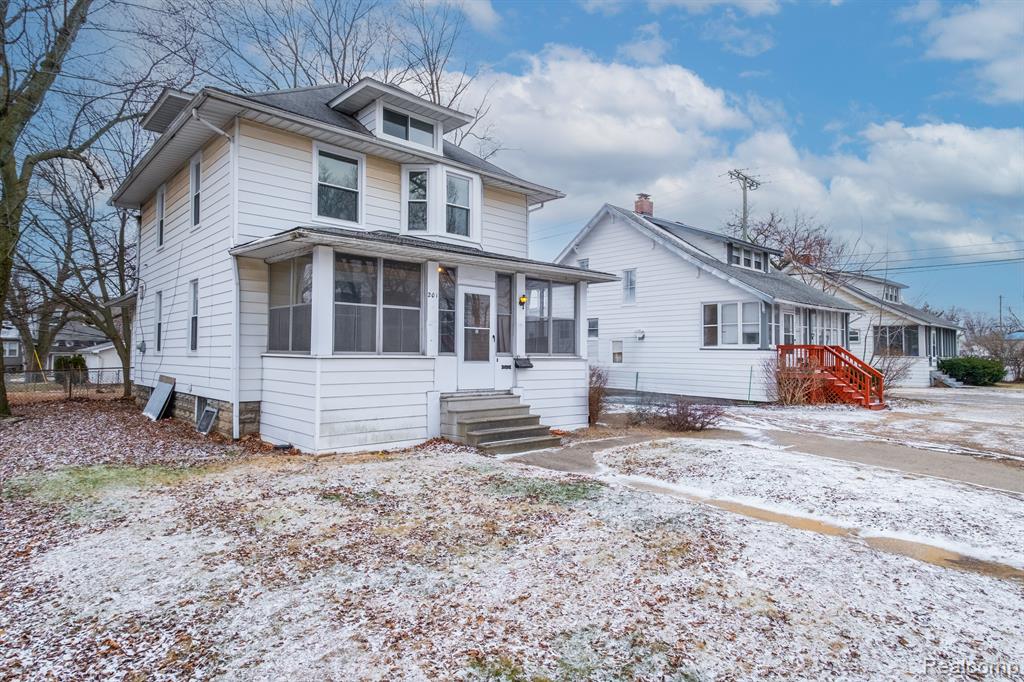 127 W Parent Avenue Property Photo 3