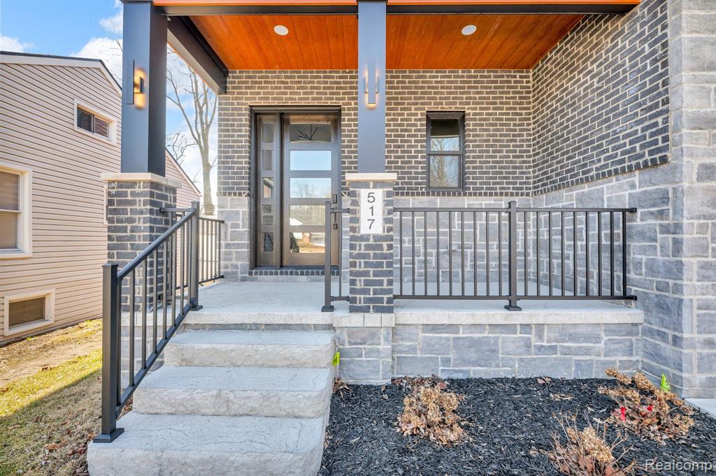 517 Catalpa Drive Property Photo 4