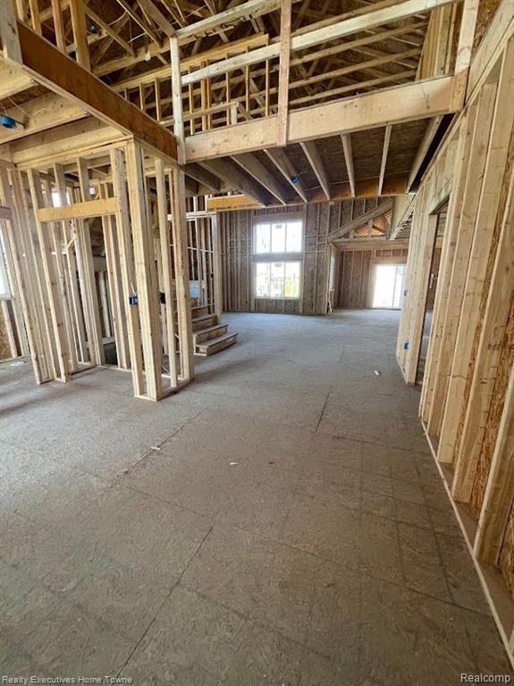 50506 Mistwood Drive Property Photo 3