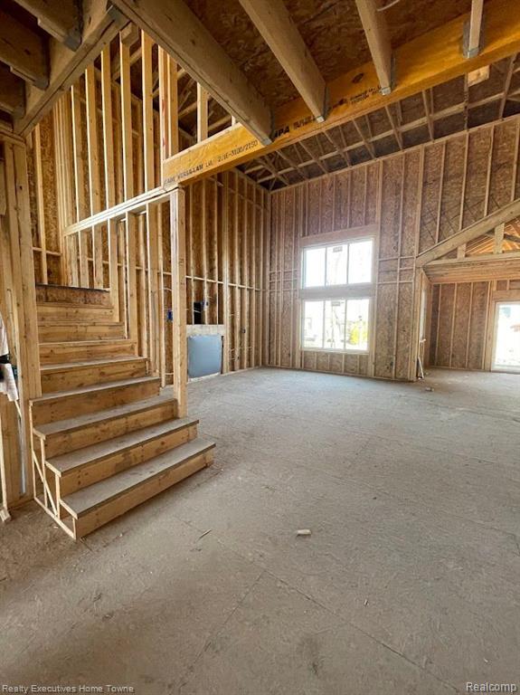 50506 Mistwood Drive Property Photo 6