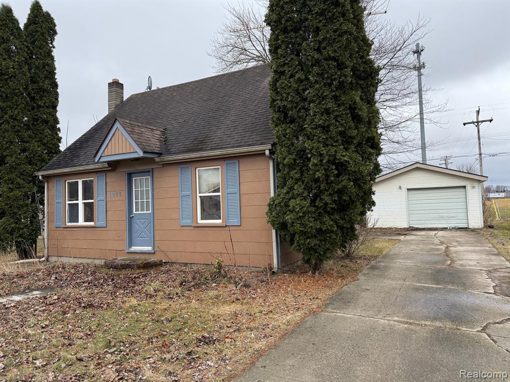 4063 Main Street Property Photo 1