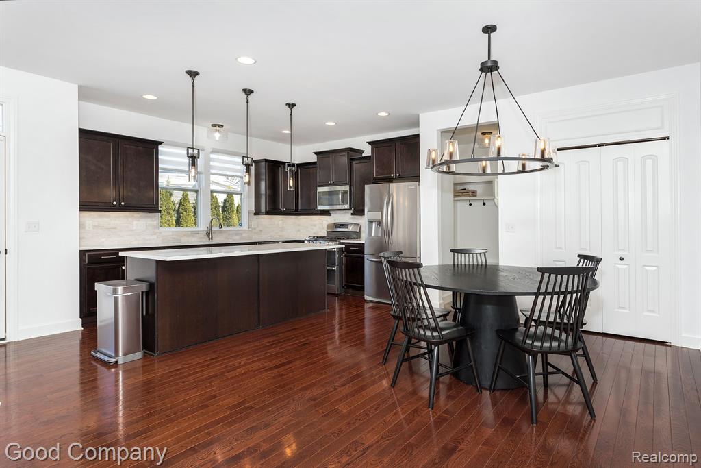 707 Golf Avenue Property Photo 13