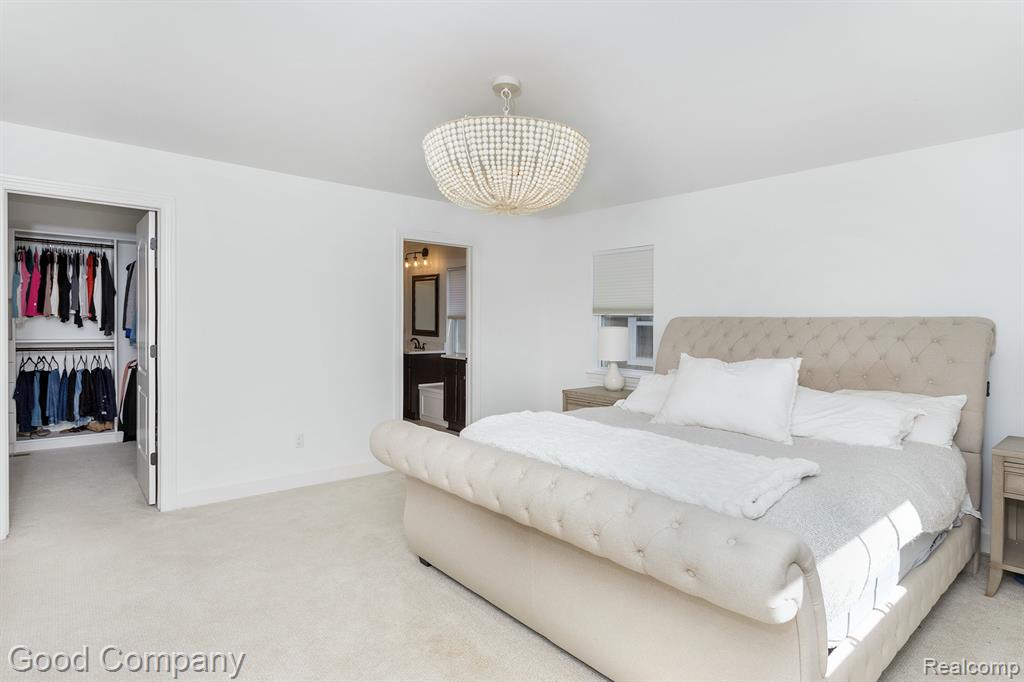 707 Golf Avenue Property Photo 23