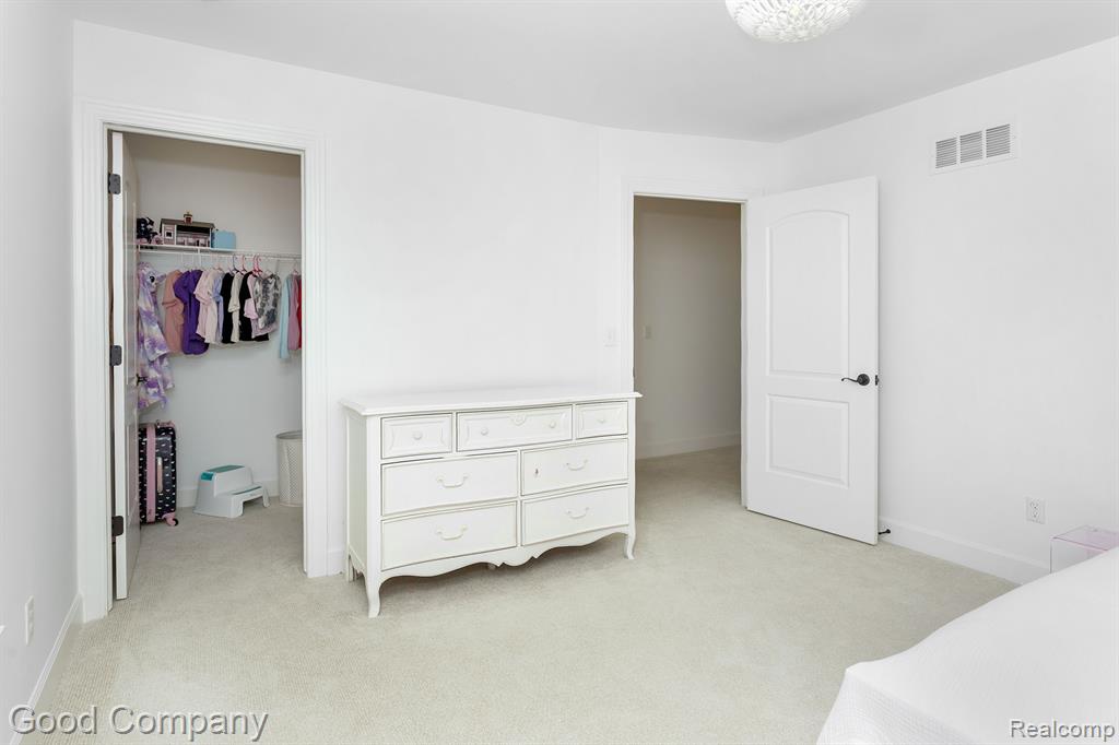 707 Golf Avenue Property Photo 30