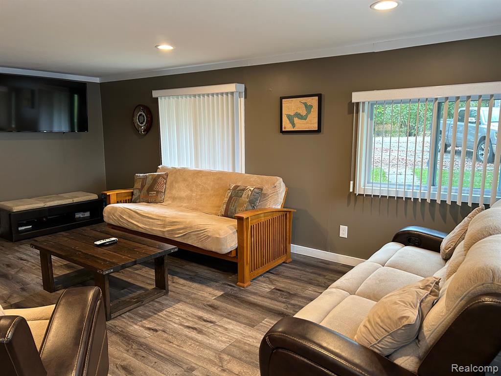 1249 N Crooked Lake Drive Property Photo 4