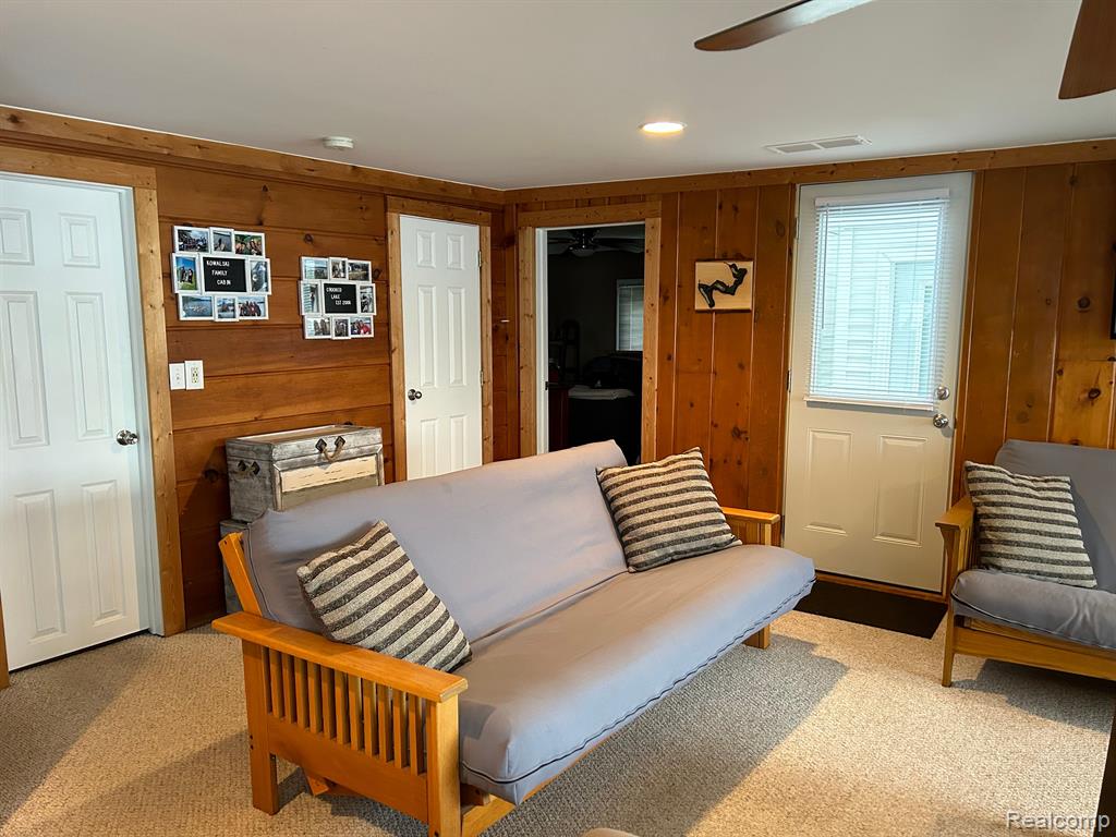 1249 N Crooked Lake Drive Property Photo 34