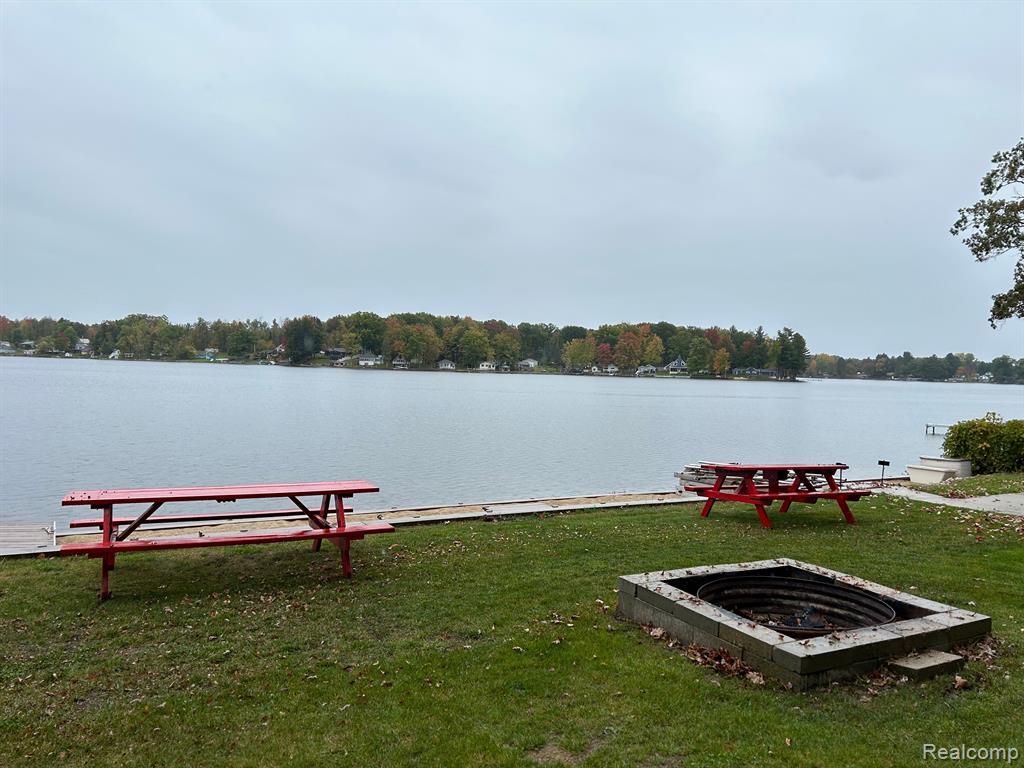 1249 N Crooked Lake Drive Property Photo 63