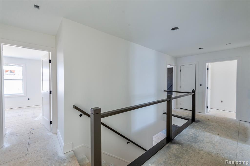 4107 Devon Property Photo 14
