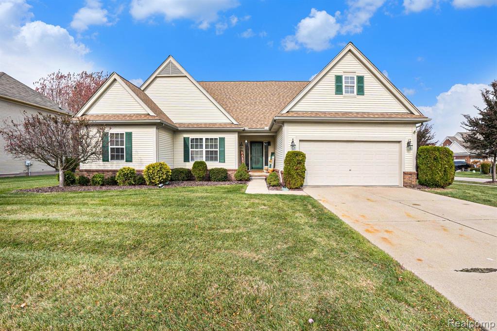 2078 Cattail Circle Property Photo 1