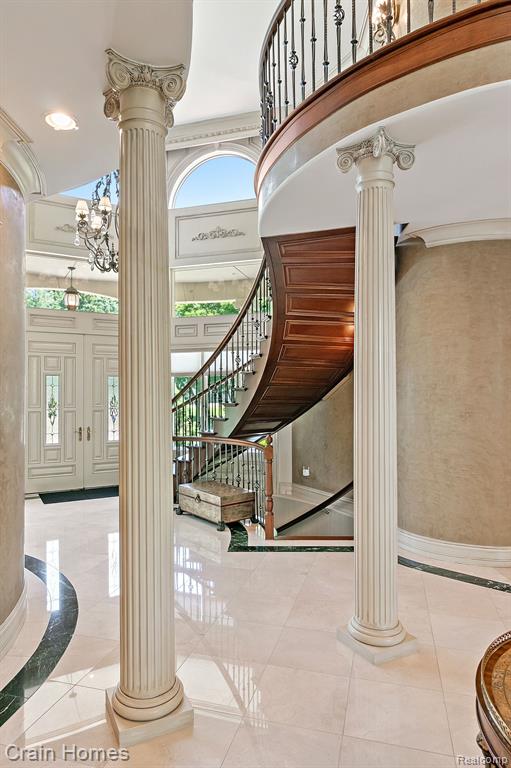 255 Camelot Way Property Photo 18