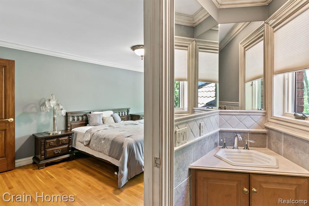 255 Camelot Way Property Photo 20