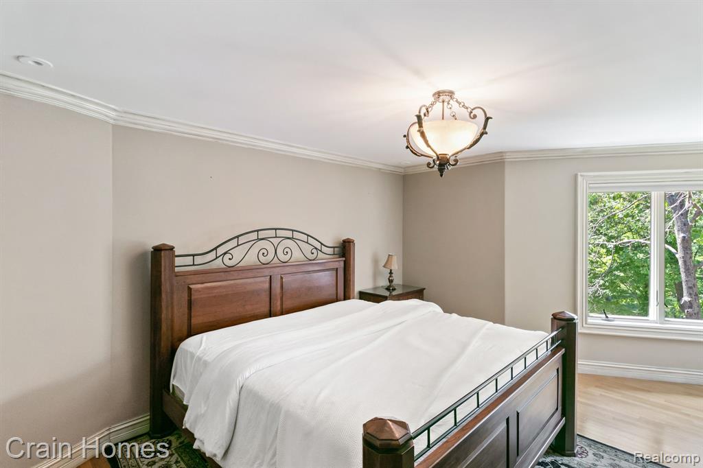 255 Camelot Way Property Photo 21