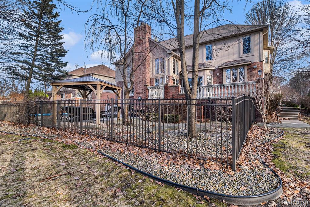 6652 Chianti Property Photo 45