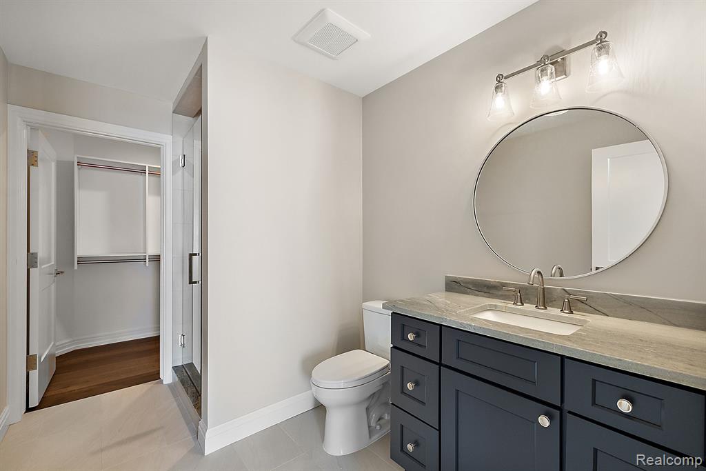 4848 Pinnacle Boulevard Property Photo 21