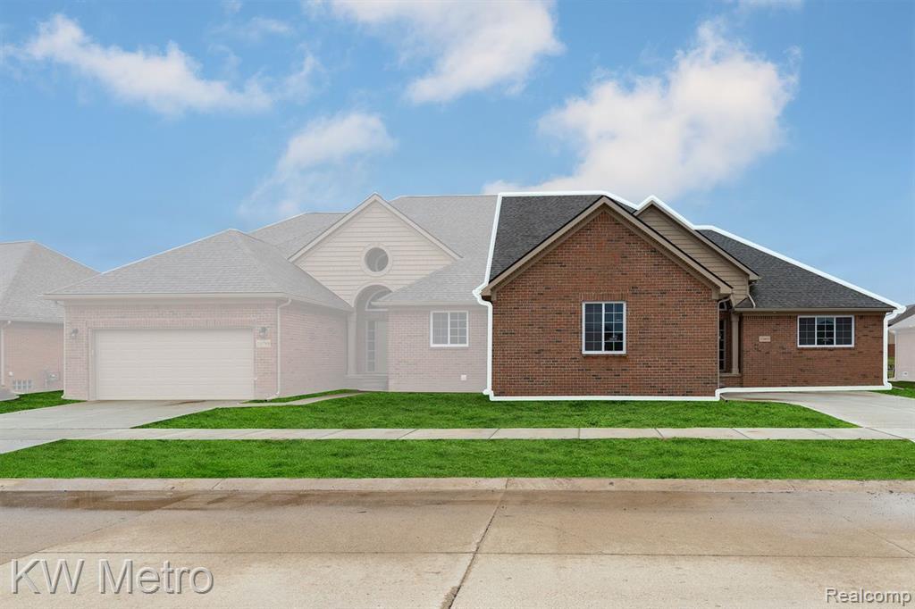 49678 Manistee Drive Property Photo 1
