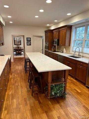 517 Oak Street Property Photo 19