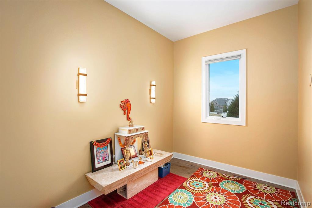 1686 Traceky Property Photo 14