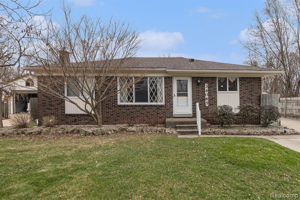 34065 Orangelawn Street Property Photo 1