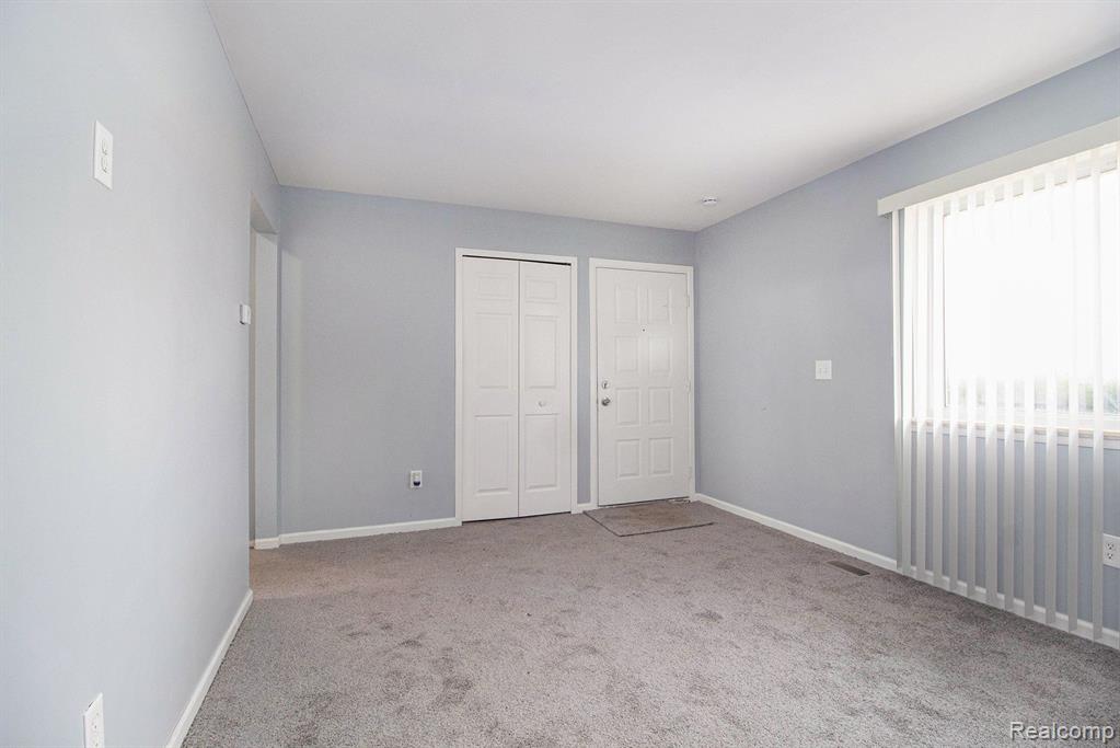 41810 Pierce Street Property Photo 10